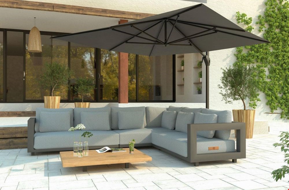 Mooi design, een zweefparasol Mooi design, een zweefparasol